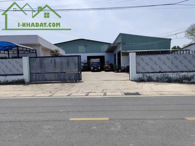 Bán nhà Xưởng , Mặt Tiền  Tân Hiêp Tân Uyên , 1700m2 , dòng tiền 700tr năm - 5
