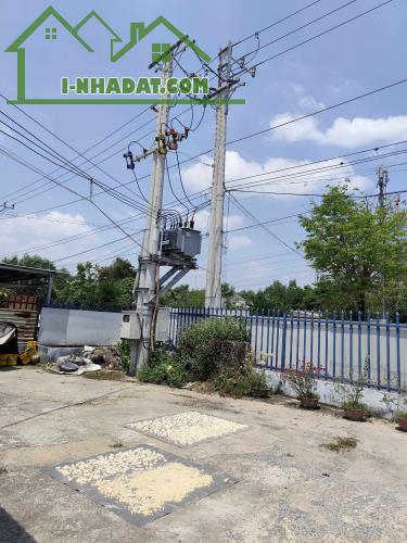 Bán nhà Xưởng , Mặt Tiền  Tân Hiêp Tân Uyên , 1700m2 , dòng tiền 700tr năm