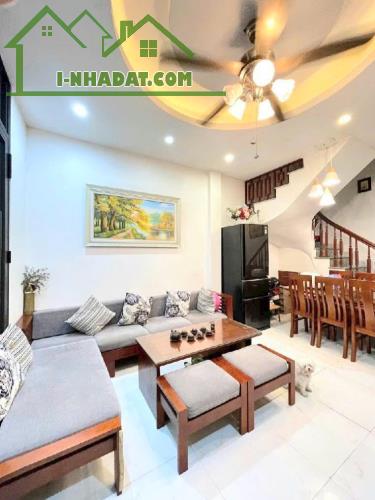 NHÀ PHỐ PHAN KẾ BÍNH 💥 Q.BA ĐÌNH💥 CHO THUÊ KINH DOANH 🚘 Ô TÔ VÀO NHÀ 💥18 TỶ - 1