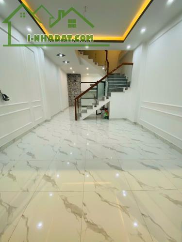 Bán nhà 5 tầng mới tinh, trung tâm Thạch Bàn Long Biên - Tiềm năng tăng giá vượt trội!