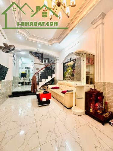 Ở NGAY! Bán Nhà 4 Tầng Cực Đẹp Sư Vạn Hạnh, 45m2, 7.5 Tỷ TL
