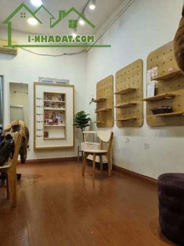 Cự Hiếm! Mặt phố Kim Mã 35m2 - 3 tầng kinh doanh chỉ 15.9 tỷ ngay Metropolis Liễu Giai - 2