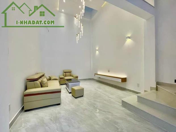 YÊN SỞ HOÀNG MAI NHÀ KINH DOANH VÔ ĐỐI - VỊ TRÍ TUYỆT ĐỈNH