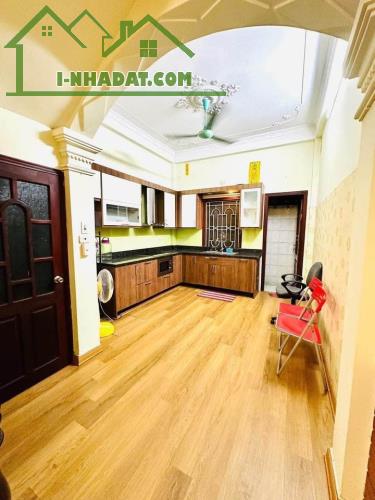 PHÂN LÔ NGUYỄN CHÍ THANH💎 DT 91M2 x 4T💎 MT 5.3M💎 15.6 TỶ💎 CÁCH PHỐ 60M💎 THOÁNG SÁNG - 4