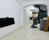 Bán nhà 4 tầng ngõ hồ Ba Mẫu-Đống Đa, DT sổ 34m2, ngõ thông thoáng, ô tô gần. Giá 5 tỷ