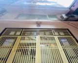 Nhà Ngọc Hồi 25m2, 5 tầng, giá 2,85 tỷ có thương lượng chính chủ, cách 20m ra đường ô tô t