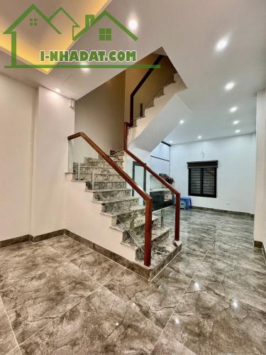 Mặt ngõ Láng,10m ra ô tô tránh,ngõ thông,KD đỉnh,52m 4 tầng 3.9m mặt, Giá 14 tỷ 0796193699 - 4