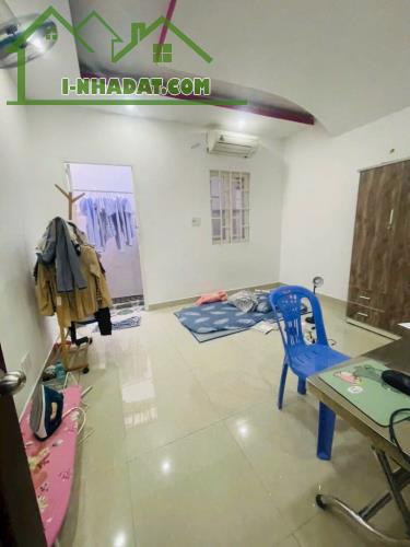 SÁT LÊ VĂN QUỚI, 60M2, 2 TẦNG, HẺM XE HƠI THÔNG, SỔ HOÀN CÔNG GIÁ NHỈNH 5 TỶ - 3