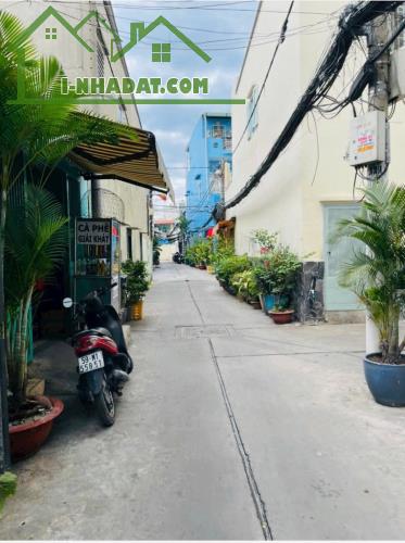 SÁT LÊ VĂN QUỚI, 60M2, 2 TẦNG, HẺM XE HƠI THÔNG, SỔ HOÀN CÔNG GIÁ NHỈNH 5 TỶ - 4