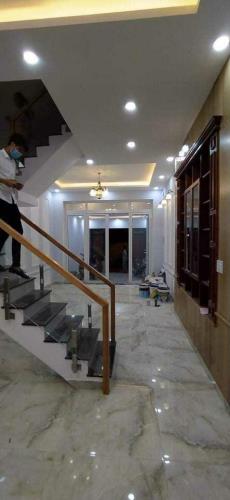 Nhà 4 Tầng, Ngang 4.2, Dài 15, Nở Hậu 7.6m, Đường Nhựa 6m, Đang Cho Thuê 20tr/Tháng