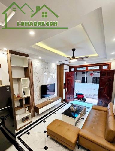 💥💥 NHÀ 5 TẦNG HIẾM CÓ – TRUNG TÂM PHÚC ĐỒNG – FULL NỘI THẤT – CHỈ 5,25 TỶ 💥💥 48,5m² -