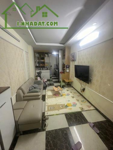 Nhà Ngõ 604 Ngọc Thụy, khu quân đội 33m2x5 tầng, nhà đẹp, ở ngay, 5.5 tỷ 0976285499 - 1
