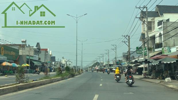 chính chủ bán gấp đất mặt tiền gía rẻ ngay kênh đông củ chi 850triệu/200m2