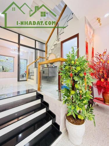 NHÀ BÁN MỚI 56M2-4 TẦNG- NGAY CV LÀNG HOA ( D.S9) GÒ VẤP - GIÁ 6.85 Tỷ