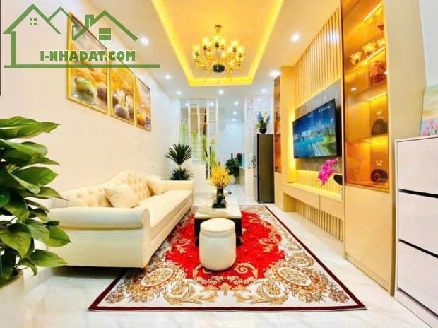 Nhà Đẹp Tôn Đức Thắng, Đống Đa 32m, 4 tầng, mt 3.5m, giá 6.55 tỷ. - 1