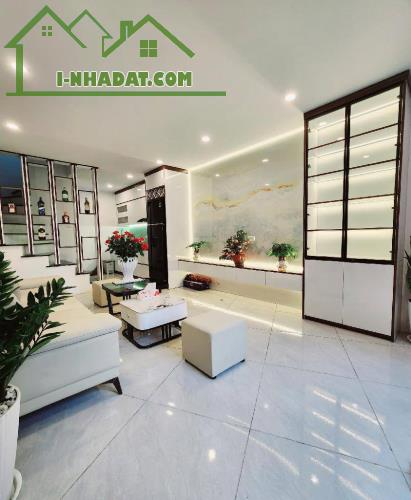 SIÊU RẺ - 7,1TỶ - 61M NHÀ ĐẸP 4 TẦNG NGỌC THỤY, GẦN CHỢ, CÔNG VIÊN, HỒ ĐIỀU HÒA, GẦN Ô TÔ - 1
