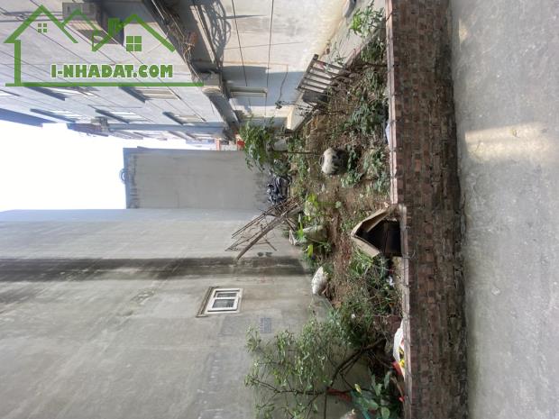 Chú Đạt cần bán nhanh mảnh đất Ngọc Thụy