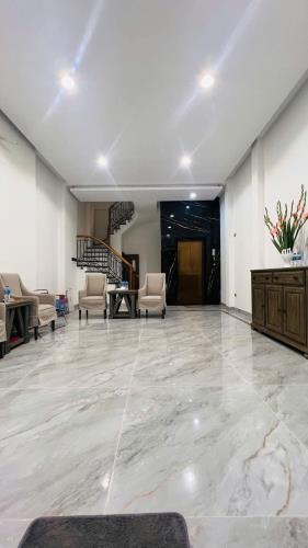 BÁN NHÀ PHÂN LÔ NGUYỄN CHÍ THANH, Ô TÔ TRÁNH, VỈA HÈ, KINH DOANH, 38M2, 6T, GIÁ 20.6 TỶ.
