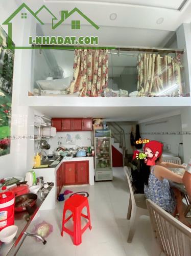 Bán nhà mặt tiền Phú Nhuận Phùng Văn Cung ngang 4m dài 8m trệt lững lầu. - 1