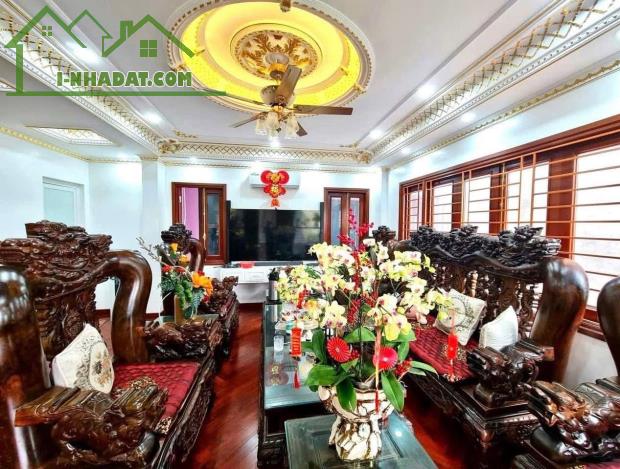Bán nhà Dương Nội, Hà Đông 52m2 mt 4.3m 4 tầng, dân xây chắc chắn hơn 2 năm, giá hơn 6 tỷ