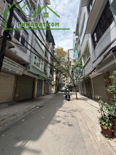 Bán nhà phân lô oto tránh, vỉa hè kinh doanh, Trần Khát Chân - 35/38m2 x 6 Tầng - Sổ vuông