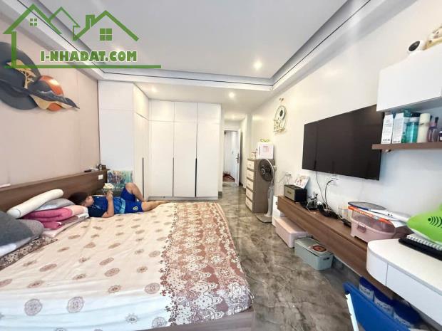 Bán nhà phân lô oto tránh, vỉa hè kinh doanh, Trần Khát Chân - 35/38m2 x 6 Tầng - Sổ vuông - 2