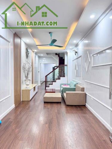 Cực Hiếm! Bán Nhà Nguyễn Ngọc Nại – oto đỗ cửa – vài bước ra mặt phố- giá nhỉnh hơn 10 tỷ - 3
