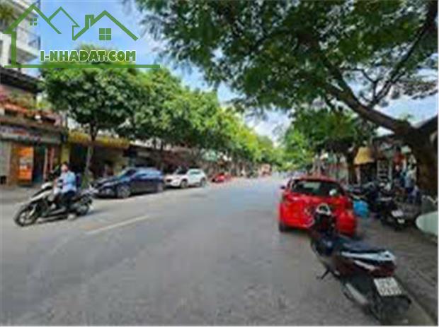 MẢNH ĐẤT SIÊU ĐẸP-PHỐ TRẠM 70m,Mt 4m,NGÕ THÔNG,2 ÔTÔ TRÁNH,ÔTÔ VÀO ĐẤT,GIÁ 12.x tỷ - 1