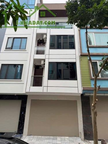 CHỦ MÓT BÁN – GIẢM SÂU 800 TRIỆU PHÂN LÔ – Ô TÔ TRÁNH – NHÀ TỰ XÂY – KHU VIP MẬU LƯƠNG –