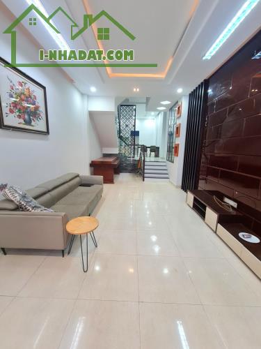Nhà đường Tiểu la, Hải Châu, kiệt 🚘 nhỉnh 5.0X tỷ