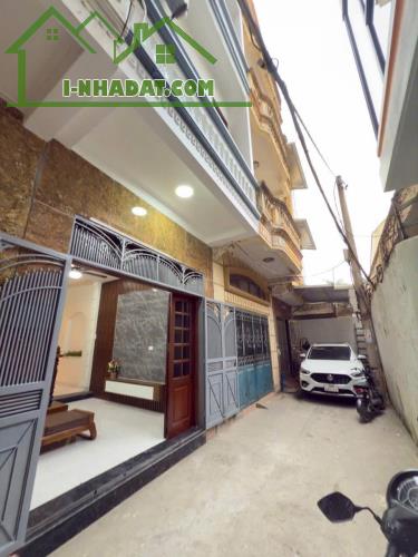 BÁN NHÀ CHIẾN THÁNG, PHÂN LÔ, Ô TÔ 40M2, GIÁ 9 TỶ