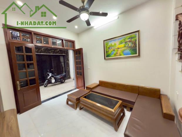 BÁN NHÀ CHIẾN THÁNG, PHÂN LÔ, Ô TÔ 40M2, GIÁ 9 TỶ - 4