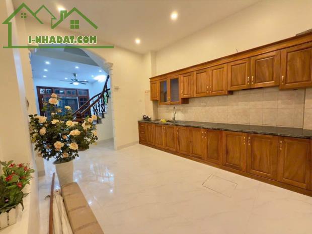 BÁN NHÀ CHIẾN THÁNG, PHÂN LÔ, Ô TÔ 40M2, GIÁ 9 TỶ - 5