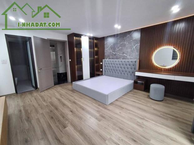 GẤP. Nhà Phố Đàm Quang Trung Long Biên 48m2 6T Thang Máy, Gara, Vài Bước Ra MP 10.x Tỷ - 2