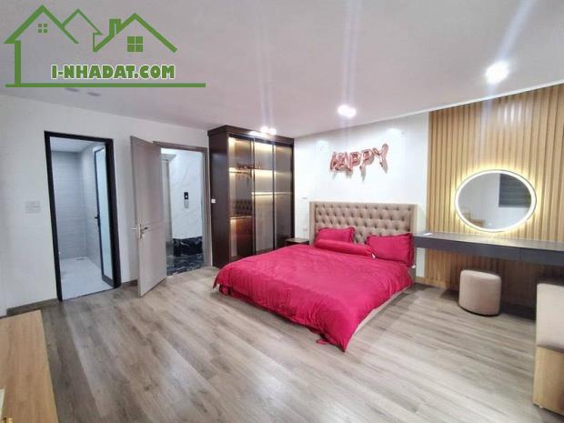 GẤP. Nhà Phố Đàm Quang Trung Long Biên 48m2 6T Thang Máy, Gara, Vài Bước Ra MP 10.x Tỷ - 1