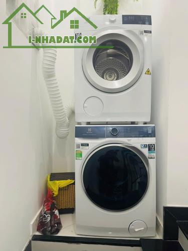Nhà 3 tầng kiệt Hàn Mạc Tử . Full nội thất xịn xò. Giá : 3tỷ950 thương lượng - 1