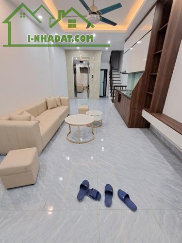 NHÀ 5T*THANG MÁY ,VĂN PHÚ HÀ ĐÔNG*SÁT SIÊU THỊ MÊ TRÔ,CC *VITORIA*