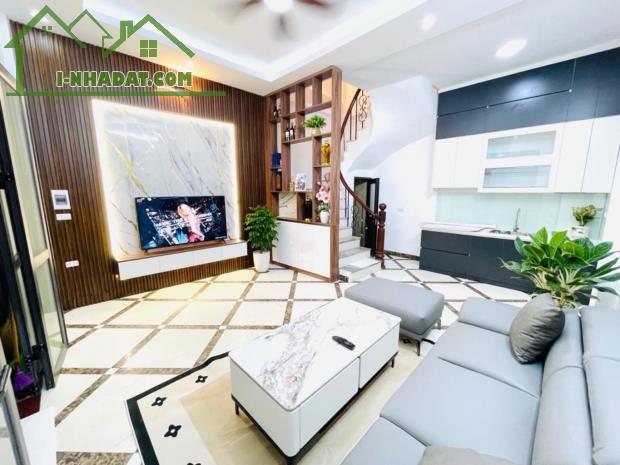 ✅✅HIẾM 57m2 DÂN XÂY TẠI CỔ LINH- HƠN 7 TỶ- 3 TẦNG- MT 5m- Ô TÔ- KHÔNG QUY HOẠCH- KINH DOAN - 2