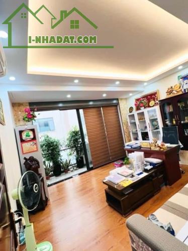 Bán nhà Trương Định 32m x 4 ngủ x giá nhỉnh 5 tỷ ( chuẩn 100%) - 1