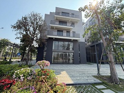 Chính chủ bán căn shophouse 2 mặt tiền đẹp nhất dự án Eco Central Park thành phố Vinh - 2