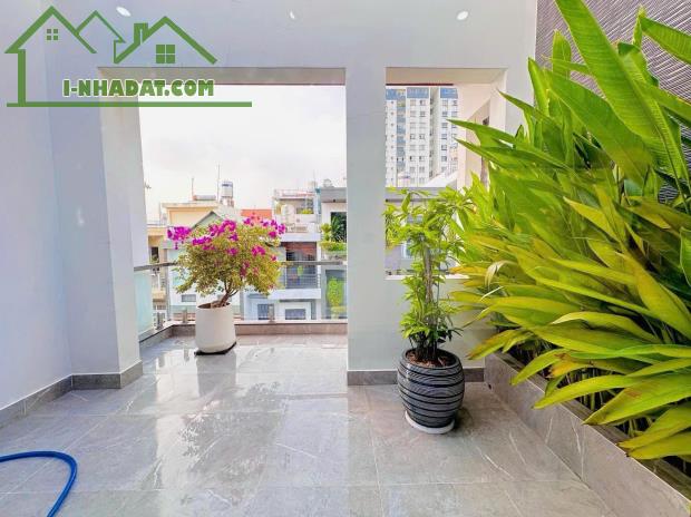 Cần bán gấp để định cư nước ngoài căn nhà Đường Trần Huy Liệu , Phường 15, Quận Phú Nhuận.