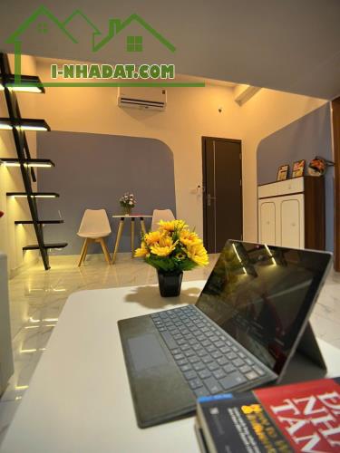 Bán CCMN Chợ Khâm Thiên DT 65m. MT 6m. 7x21 Phòng, Căn Góc, Giá 16.8 Tỷ. LH: Hoàng Trung - 5