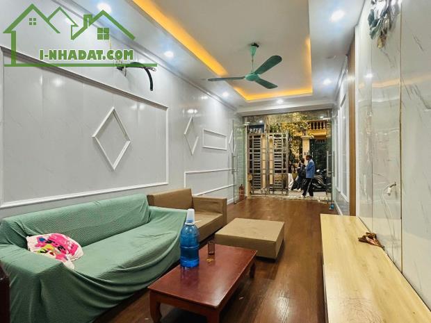 BÁN NHÀ PHỐ NGUYỄN NGỌC NẠI, THANH XUÂN. DT53M, 3T, MT3.4M. GIÁ 12.5 TỶ - 2