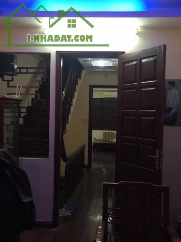 Bán nhà riêng phố Chùa Nền, Đống Đa. 96 m2 x Mt 5,7m. Lô góc 2 thoáng ô tô KD VP cho thuê - 4