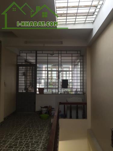 Bán nhà riêng phố Chùa Nền, Đống Đa. 96 m2 x Mt 5,7m. Lô góc 2 thoáng ô tô KD VP cho thuê - 3