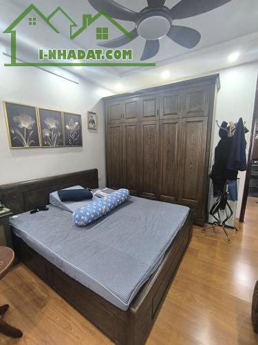 BÁN NHÀ HAI BÀ TRƯNG, MẶT PHỐ ĐƯỜNG Ô TÔ DỪNG ĐỖ CỬA, VỈA HÈ RỘNG, KINH DOANH ĐA DẠNG. - 1