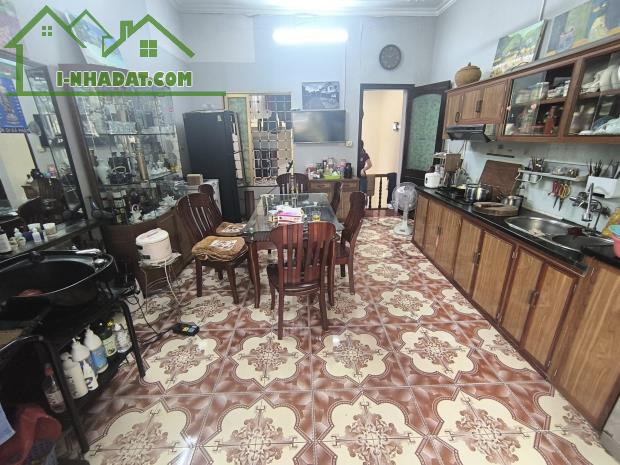 BÁN NHÀ HAI BÀ TRƯNG, MẶT PHỐ ĐƯỜNG Ô TÔ DỪNG ĐỖ CỬA, VỈA HÈ RỘNG, KINH DOANH ĐA DẠNG. - 4