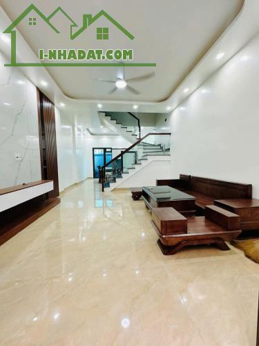 Cho thuê nhà Mới Tinh ,đủ đồ tại Đồng Thái , An Dương . Gia đình ,chuyên gia ở ok