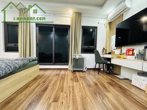 Bán nhà Trương Định - dt 35M * 5T thang máy , ngõ thẳng tắp ra phố , giá 7.95 tỷ SĐCC - 1