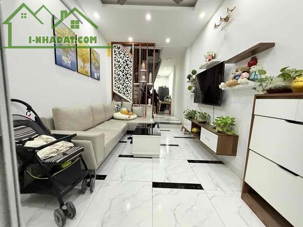 HỒ TÙNG MẬU BẮC TỪ LIÊM NHÀ ĐẸP NGÕ TO GẦN TRƯỜNG ĐẠI HỌC CƠ QUAN VĂN PHÒNG  VÀ TTTM CẦN B - 3
